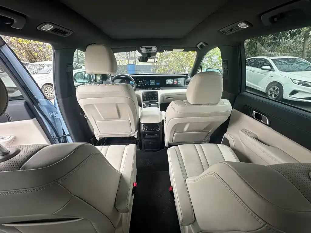 Li Auto Li ONE 2021 из CN, фото 7