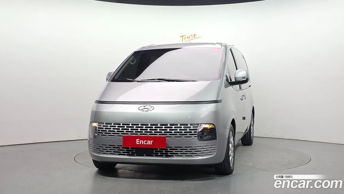 Hyundai Staria — фото 3
