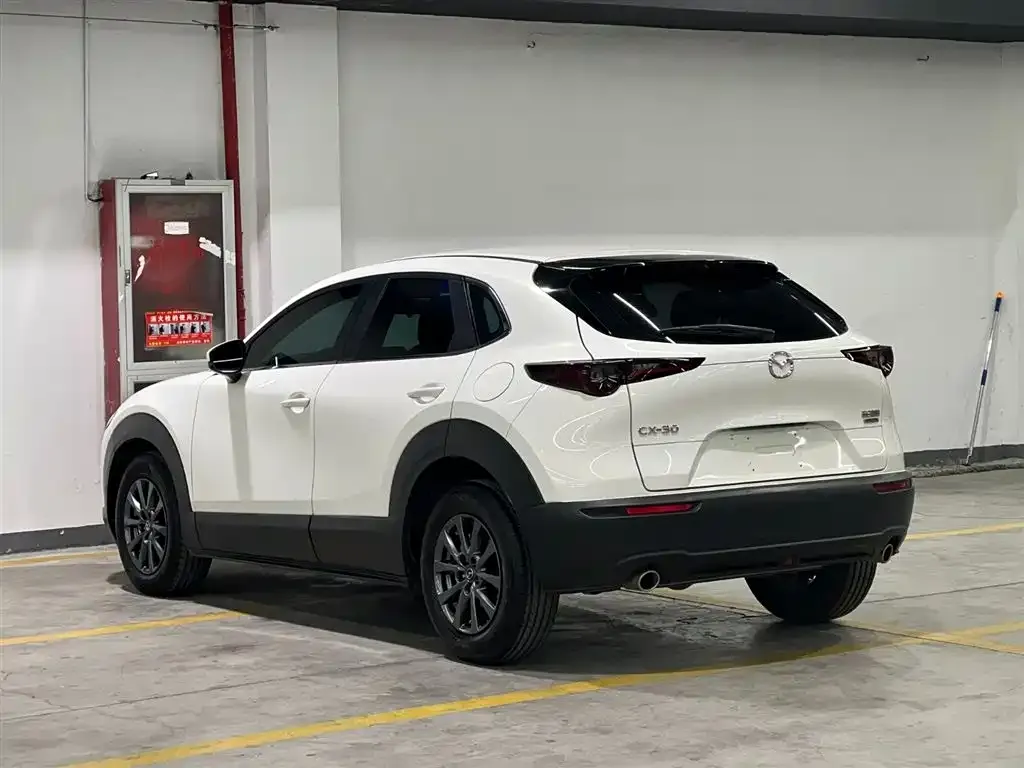 Mazda CX-30 — фото 4
