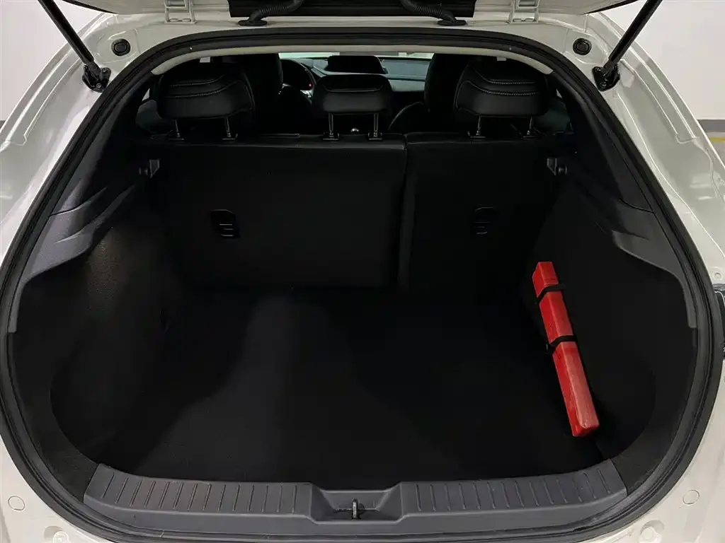 Mazda CX-30 — фото 7