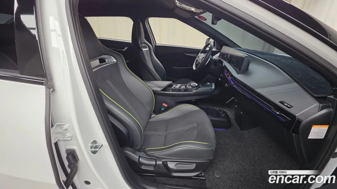 Kia EV6 2023 из KR, фото 4
