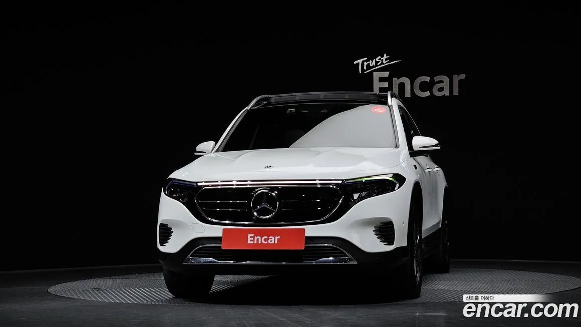 Mercedes-Benz EQB — фото 2