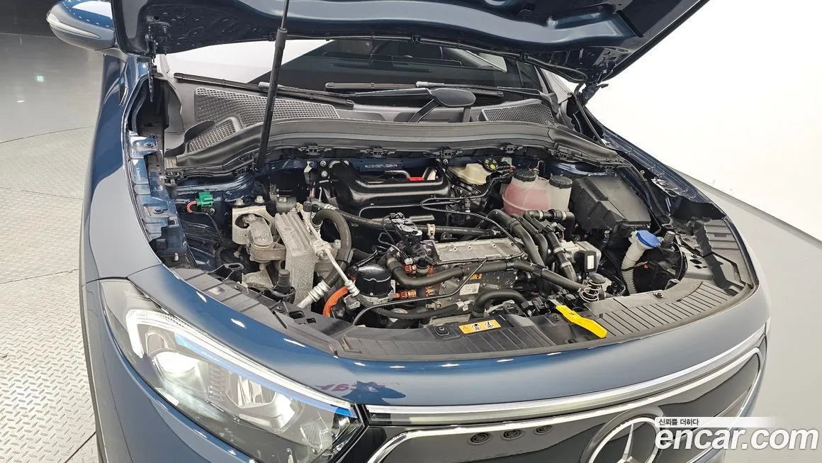 Mercedes-Benz EQA 2022 из KR, фото 8