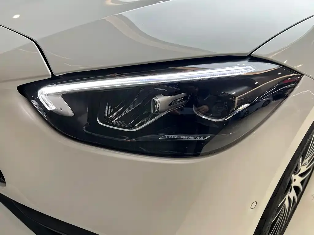 Mercedes-Benz C-Class 2023 из CN, фото 2