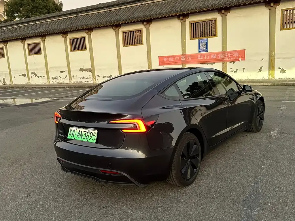 Tesla Model 3 2025 из CN, фото 5