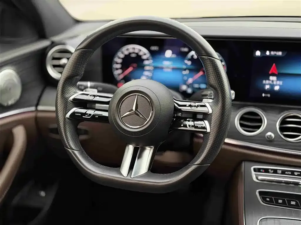 Mercedes-Benz E-Class 2021 из CN, фото 3