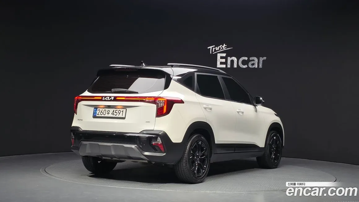 Kia Seltos 2023 из KR, фото 2