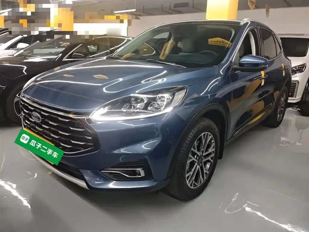 Ford Escape 2022 из CN, фото 1