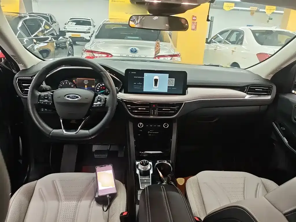Ford Escape 2022 из CN, фото 4