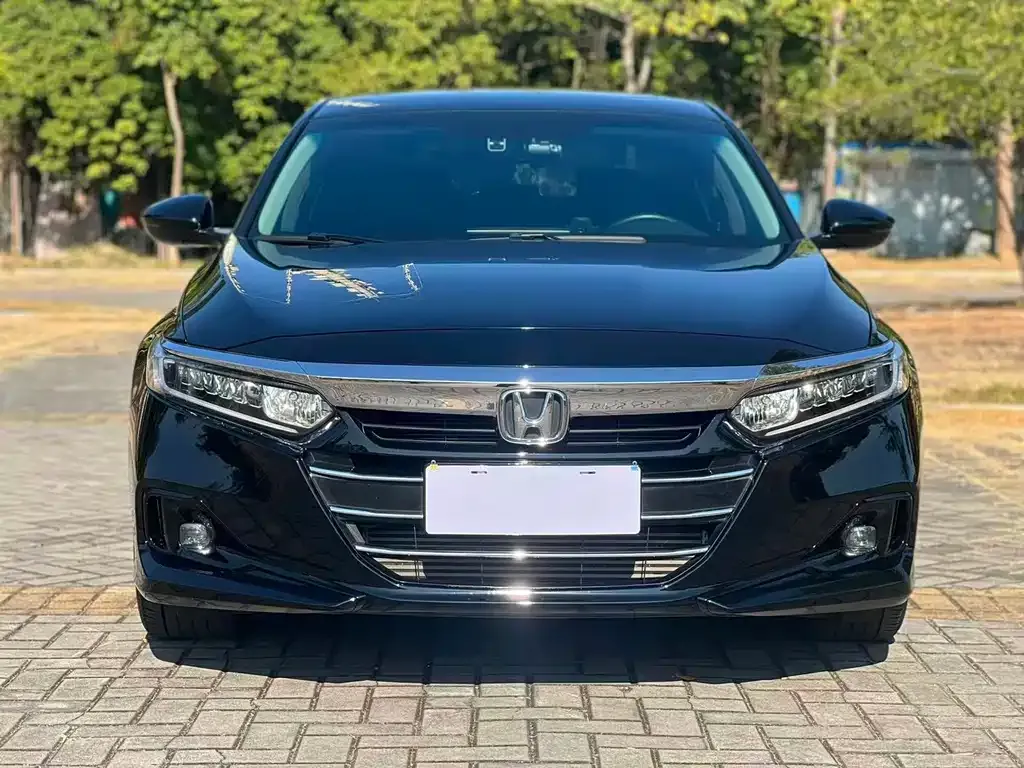 Honda Accord — фото 6