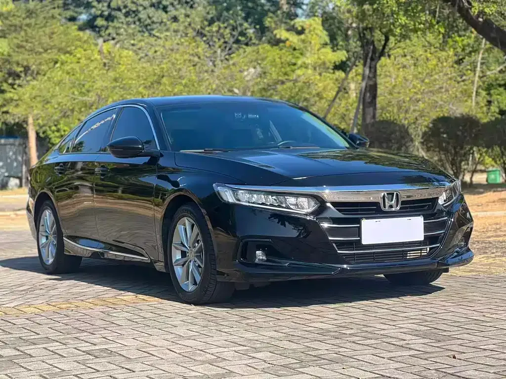 Honda Accord — фото 3