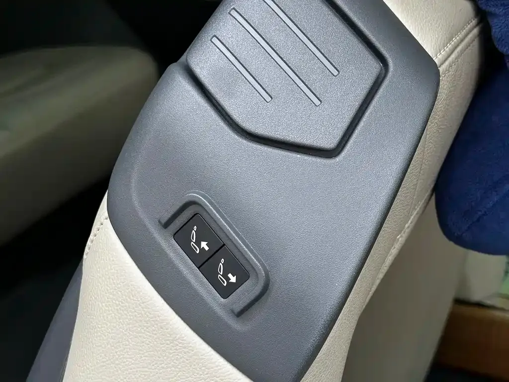 Land Rover Defender 2022 из CN, фото 9