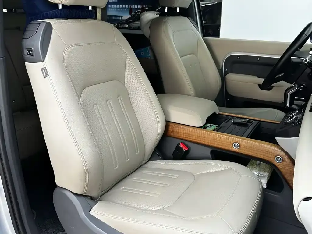 Land Rover Defender 2022 из CN, фото 5