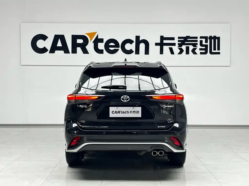 Toyota Crown Kluger 2024 из CN, фото 7