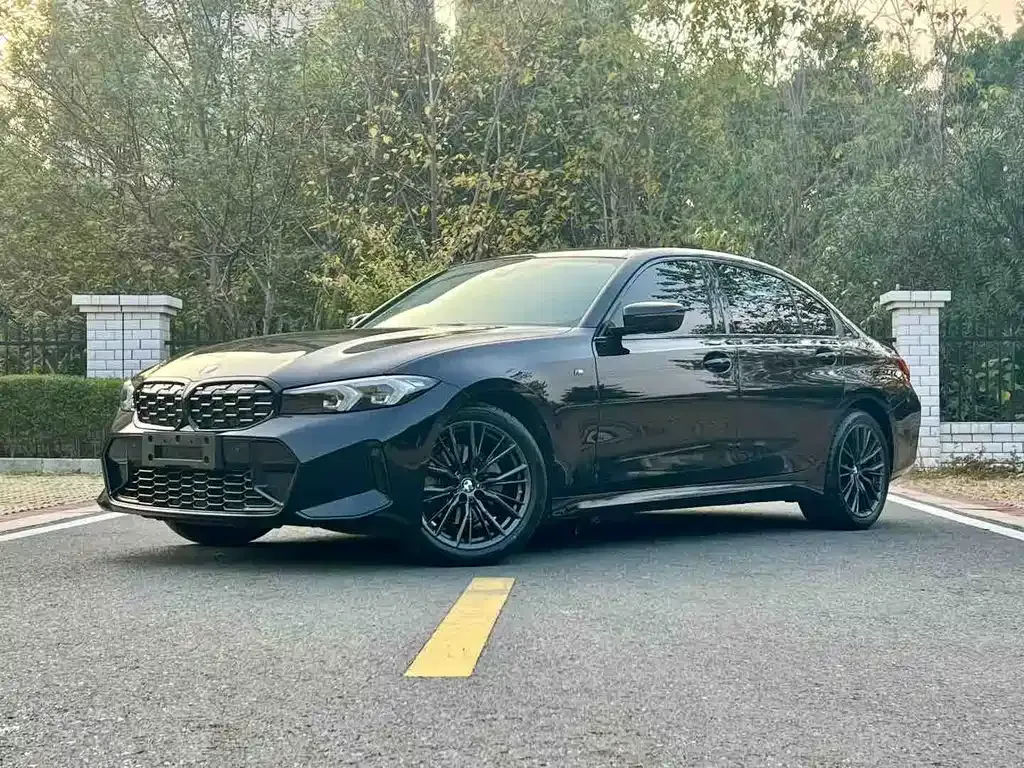 BMW 3 Series 2023 из CN, фото 1