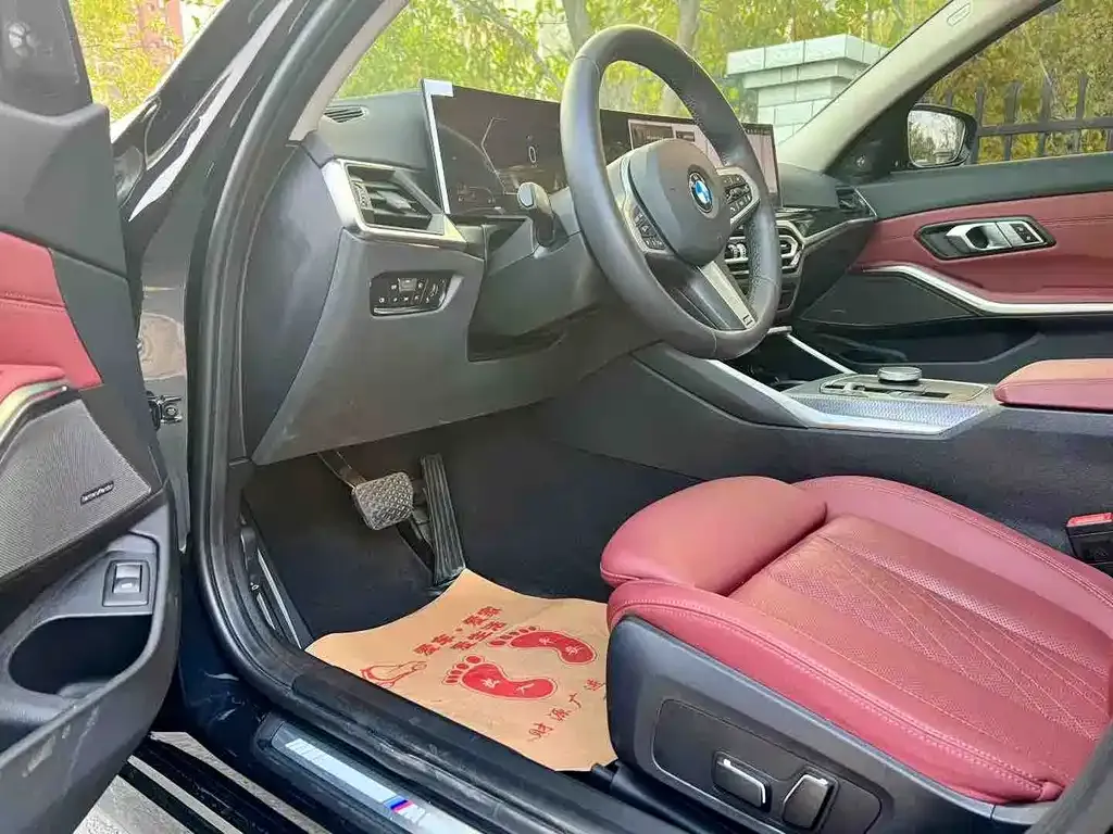 BMW 3 Series 2023 из CN, фото 7