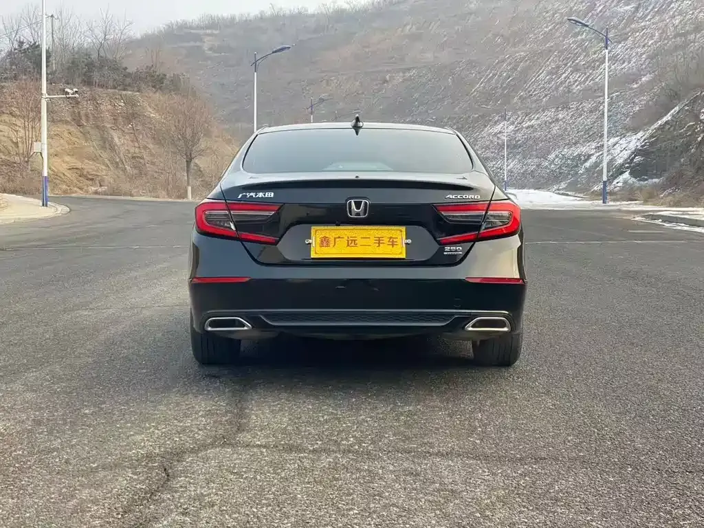 Honda Accord — фото 5
