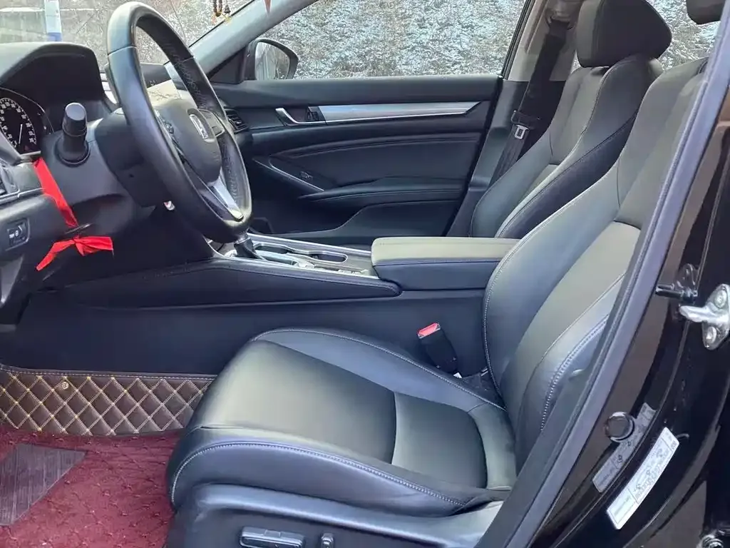 Honda Accord — фото 3