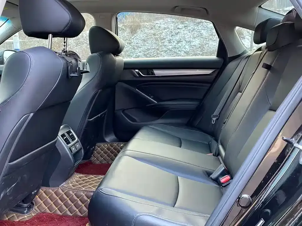 Honda Accord — фото 2
