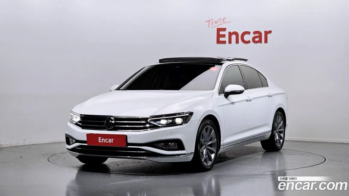 Volkswagen Passat — фото 1