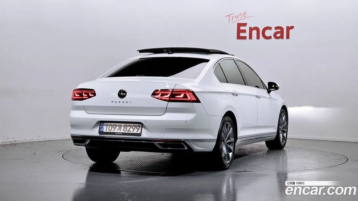Volkswagen Passat — фото 2
