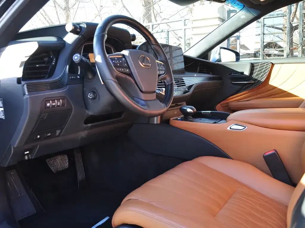 Lexus LS 2023 из CN, фото 4