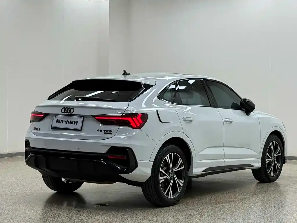 Audi Q3 Sportback 2022 из CN, фото 4
