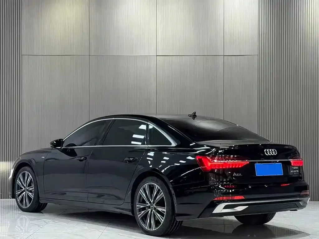 Audi A6L 2022 из CN, фото 8