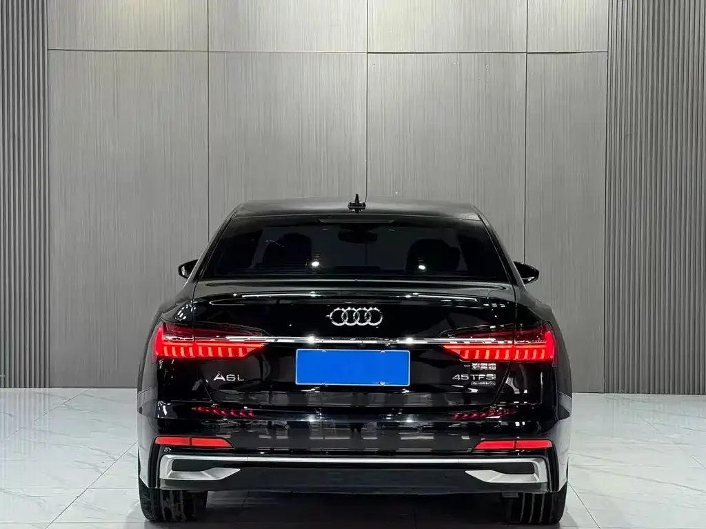 Audi A6L 2022 из CN, фото 6