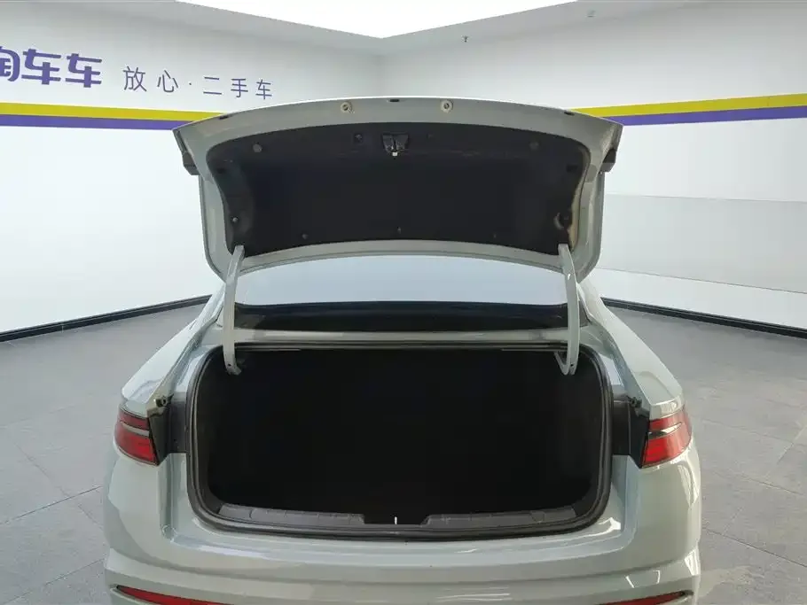 Geely Xingrui 2022 из CN, фото 4