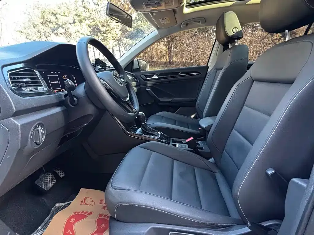 Volkswagen T-Roc 2021 из CN, фото 5