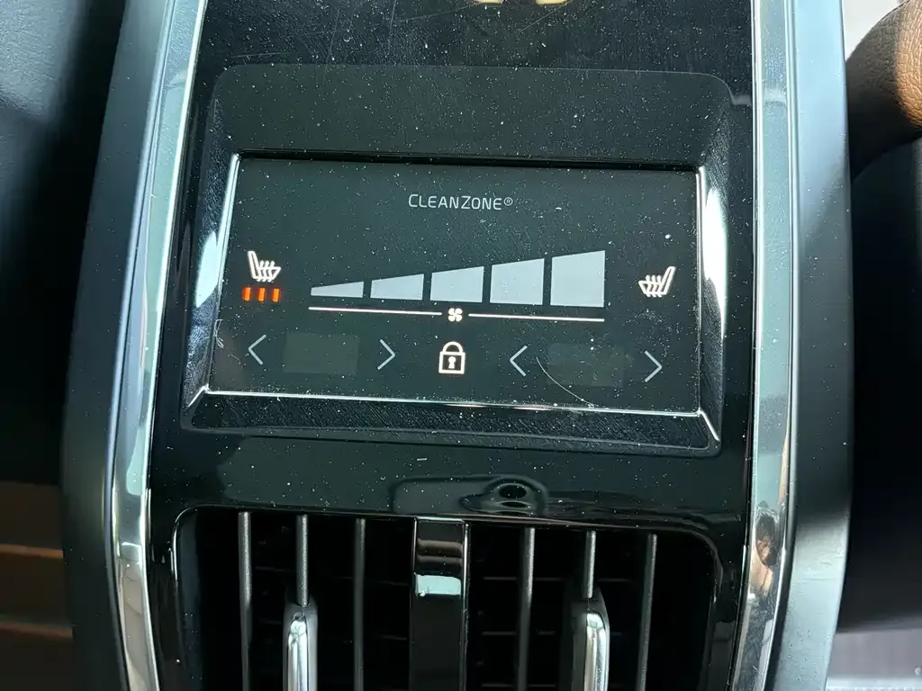 Volvo S90 2024 из CN, фото 4