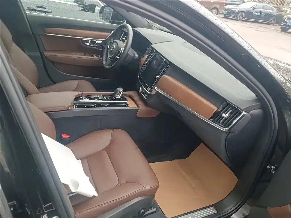 Volvo S90 2025 из CN, фото 4