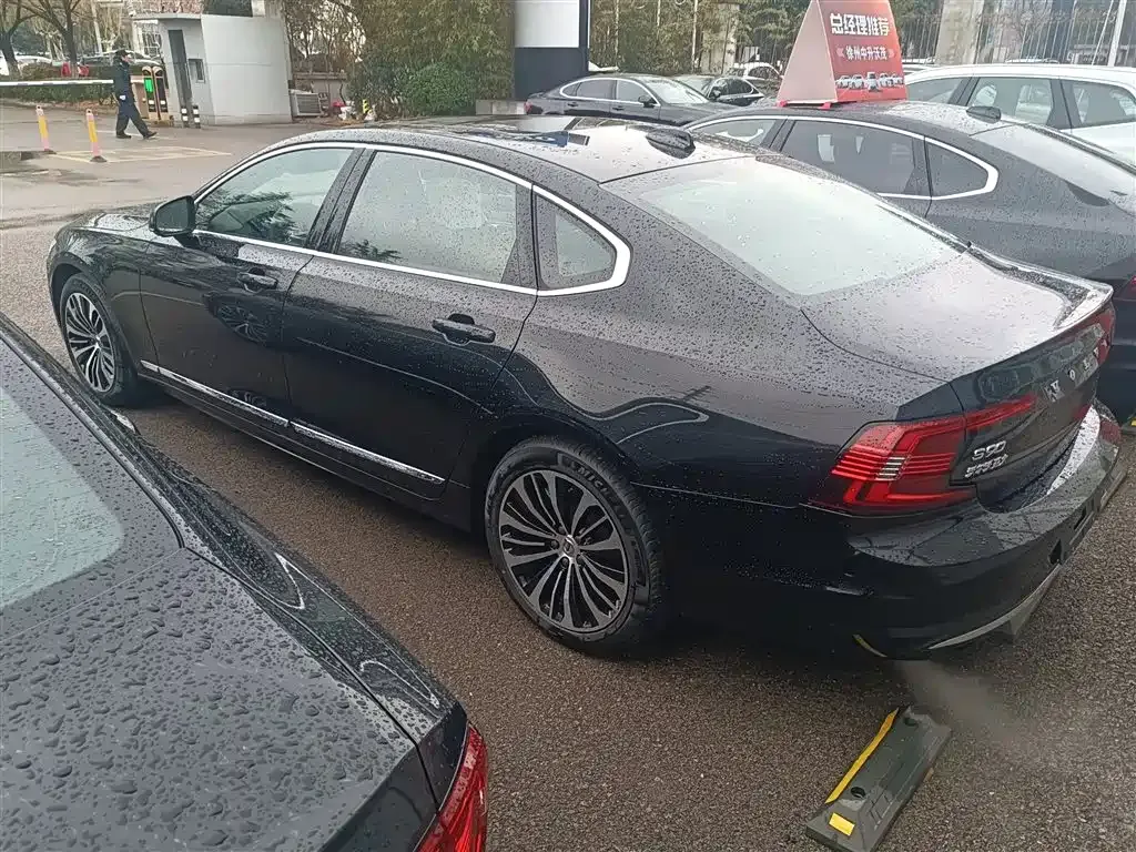 Volvo S90 2025 из CN, фото 9