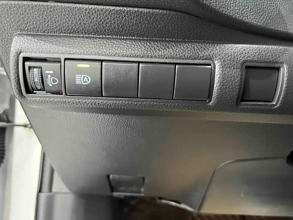 Toyota Corolla 2021 из CN, фото 2