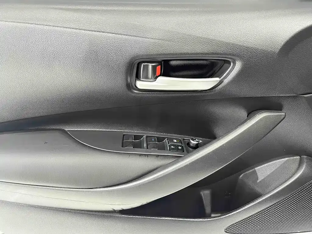 Toyota Corolla 2021 из CN, фото 7