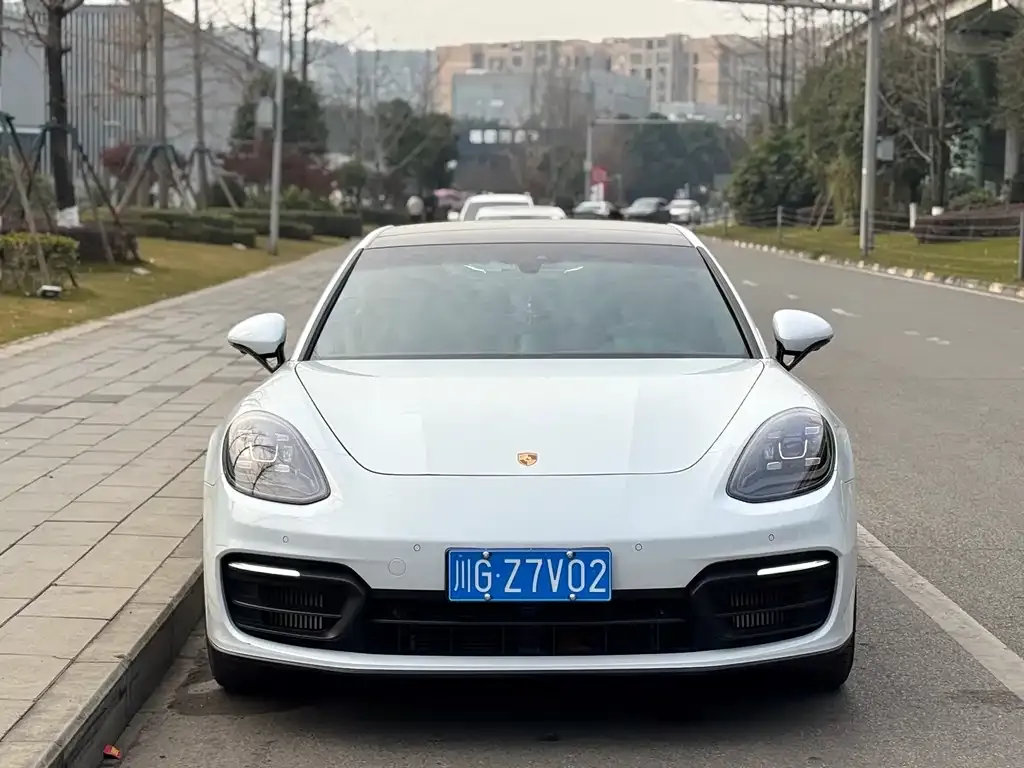 Porsche Panamera — фото 10