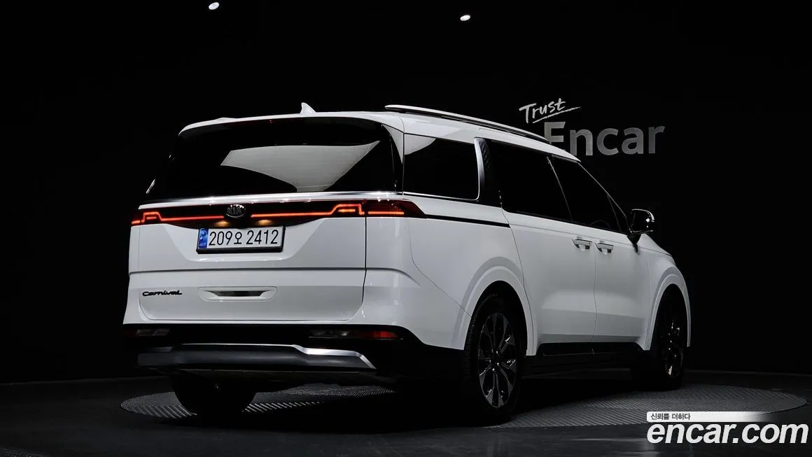 Kia Carnival 2021 из KR, фото 2