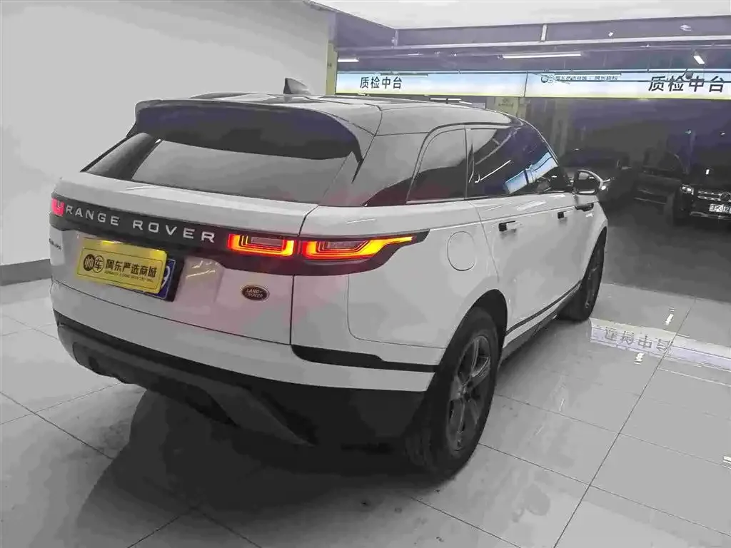 Land Rover Velar — фото 8