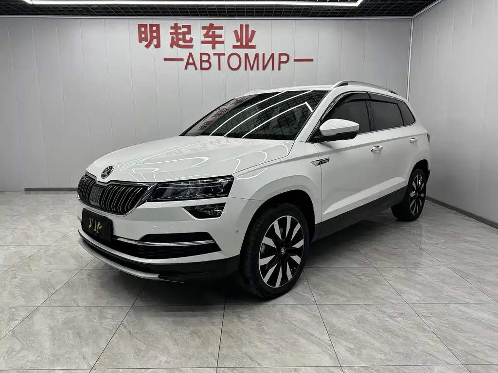 Skoda Karoq — фото 1