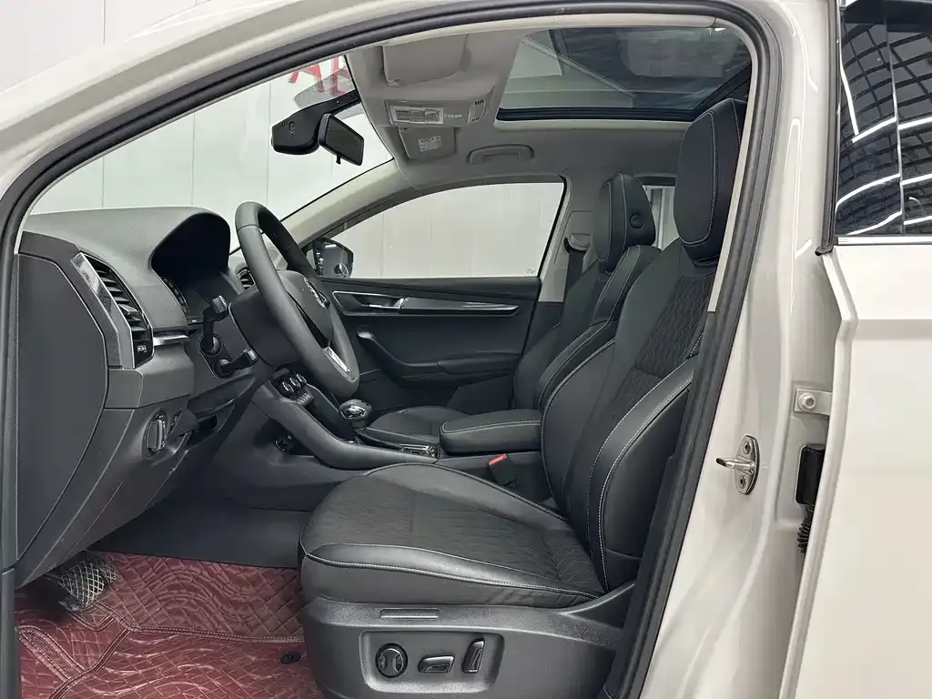 Skoda Karoq — фото 4
