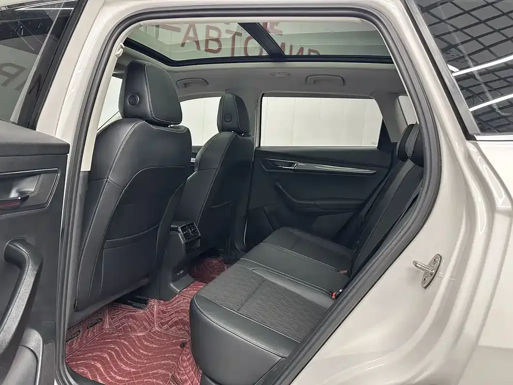Skoda Karoq — фото 5