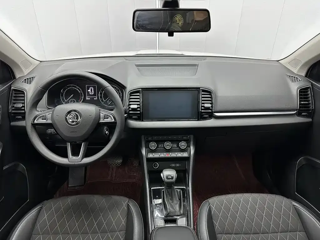 Skoda Karoq — фото 6