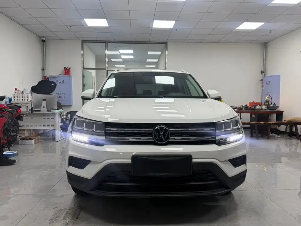 Volkswagen Tharu 2022 из CN, фото 4