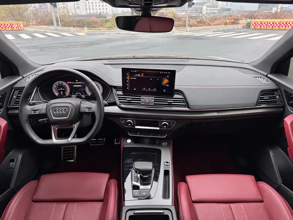 Audi Q5L 2025 из CN, фото 2