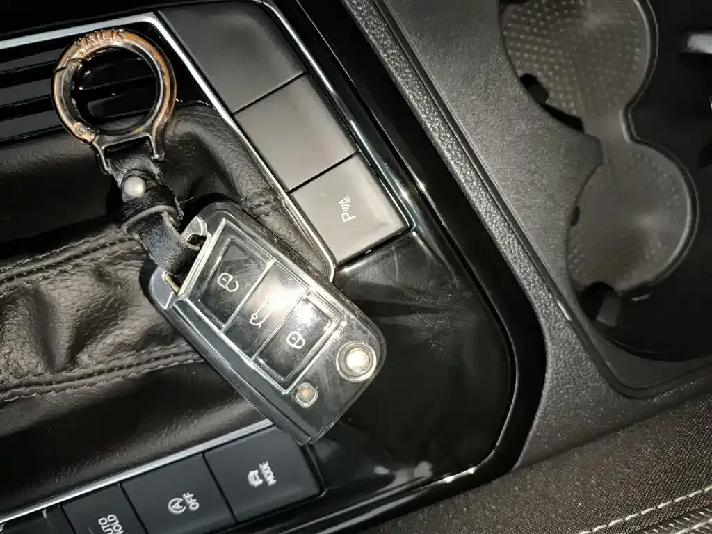 Volkswagen Tayron 2024 из CN, фото 9