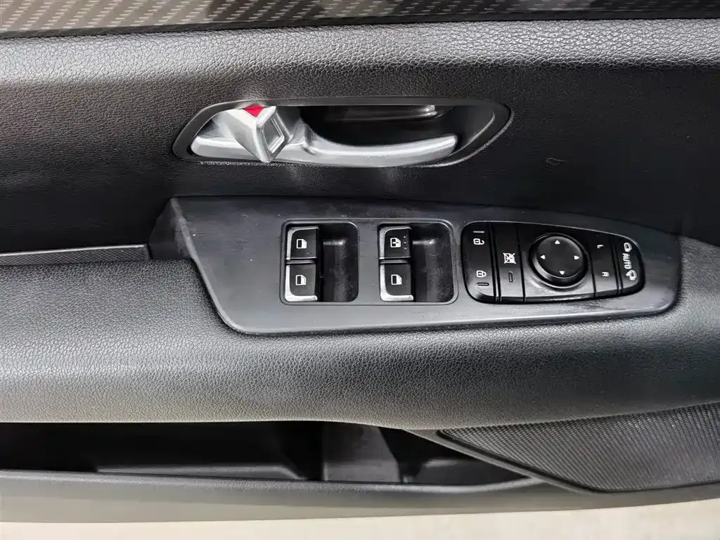 Kia KX7 2023 из CN, фото 6
