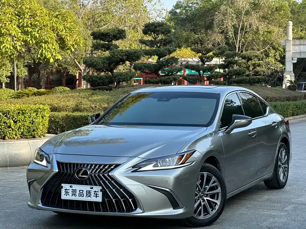 Lexus ES 2023 из CN, фото 1