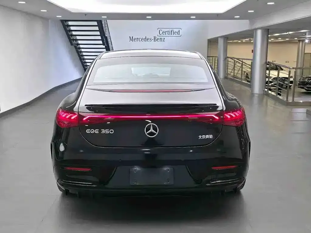Mercedes-Benz EQE 2023 из CN, фото 3