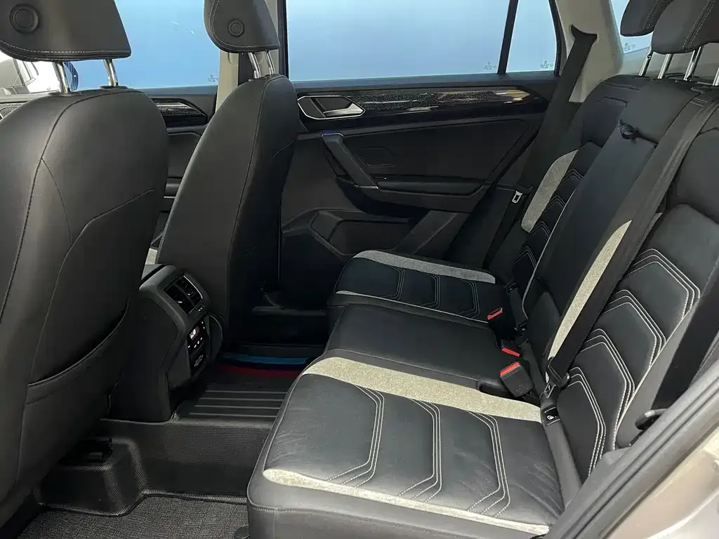 Volkswagen GTE PHEV 2022 из CN, фото 9